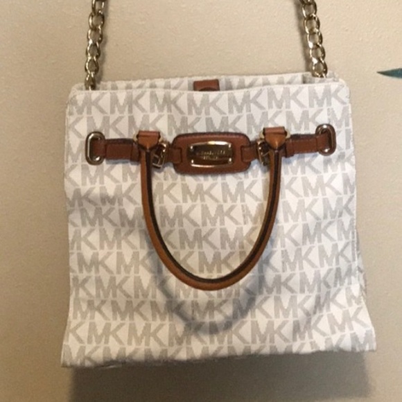 Michael Kors large Hamilton purse - Picture 2 of 8